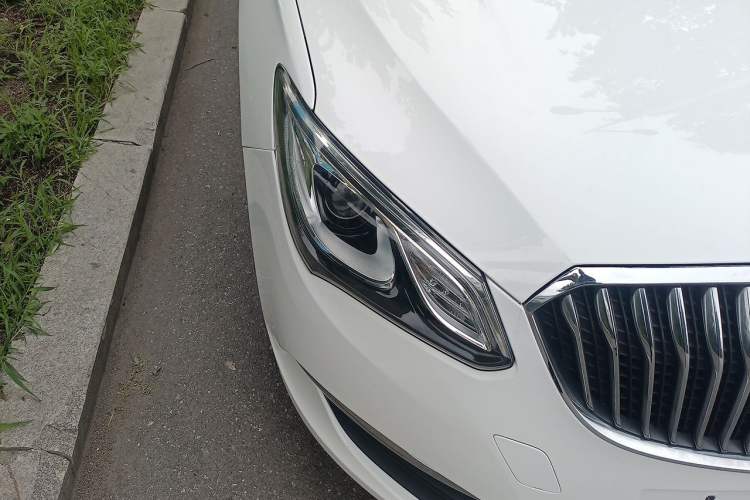 Used Buick GT 2017 15N Automatic Entry-Level Trim Right Front Headlight