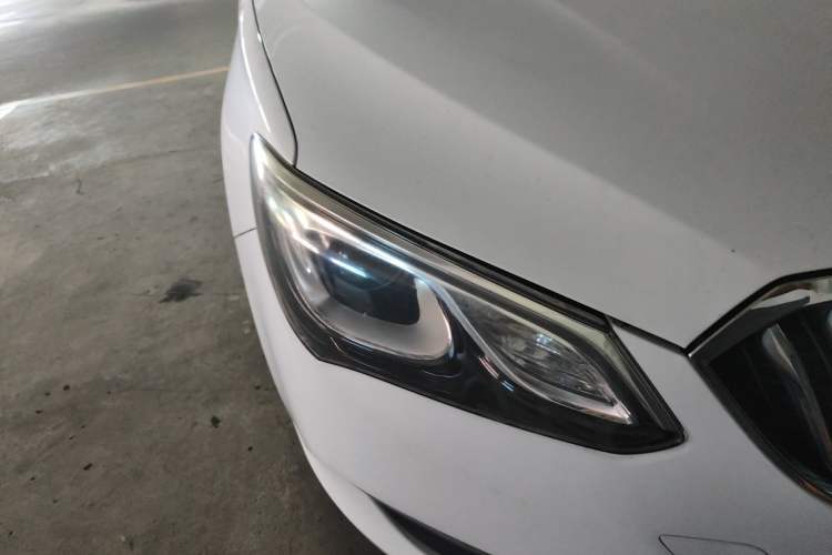 Used Buick GT 2017 15N Automatic Elite Version Right Front Headlight