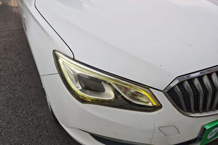 Used Buick GT 2017 15N Automatic Elite Version Right Front Headlight