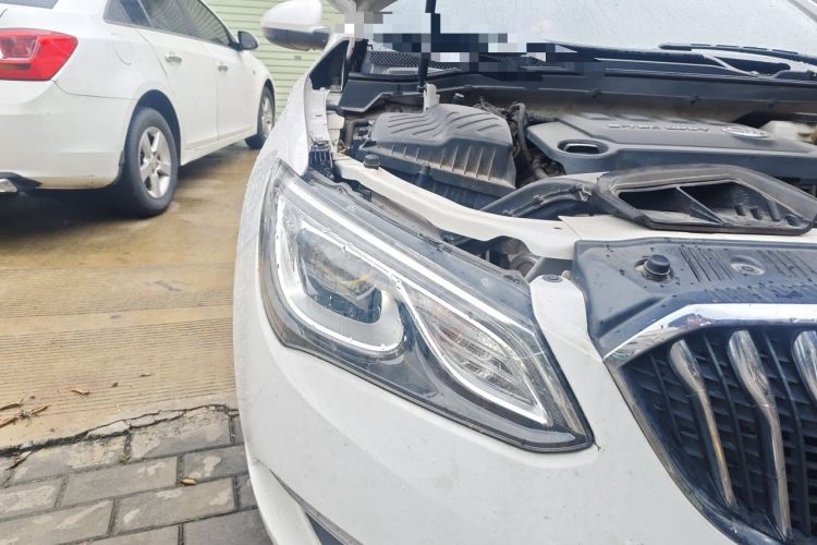 Used Buick GT 2017 15N Automatic Elite Version Right Front Headlight