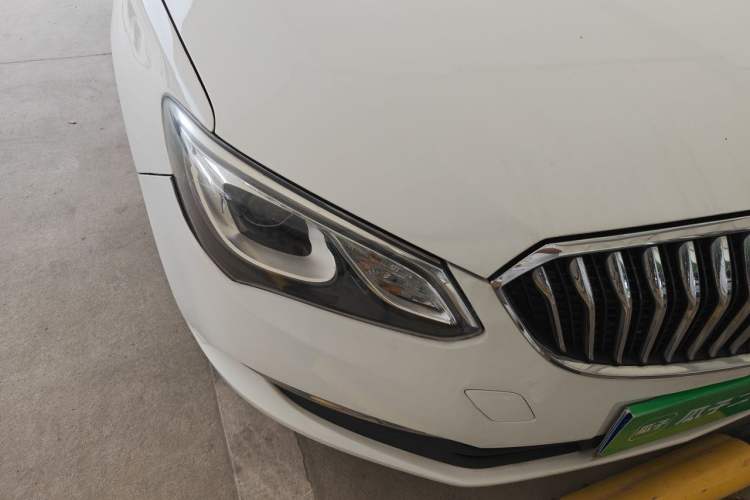 Used Buick GT 2017 15N Automatic Entry-Level Trim Right Front Headlight