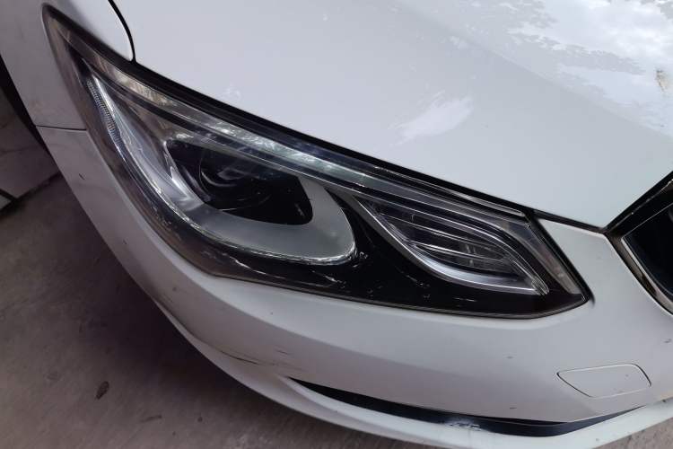 Used Buick GT 2017 15N Automatic Elite Version Right Front Headlight