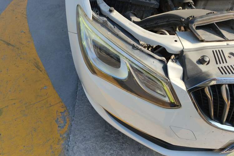 Used Buick GT 2017 15N Manual Entry-Level Trim Right Front Headlight
