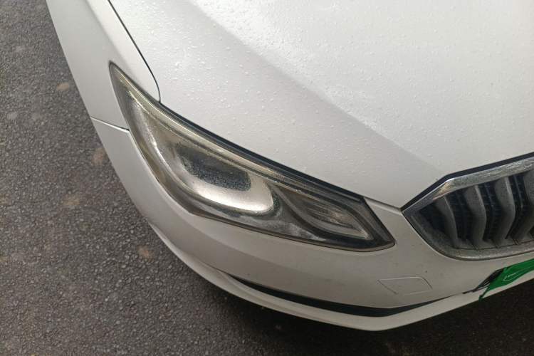 Used Buick GT 2017 15N Automatic Entry-Level Trim Right Front Headlight