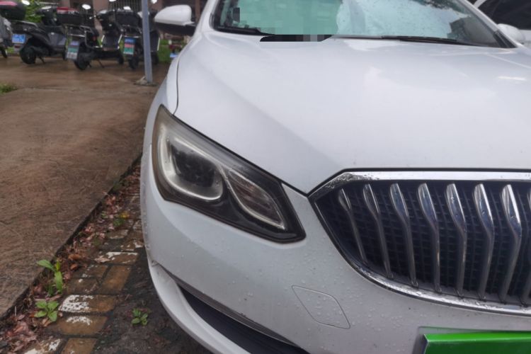 Used Buick GT 2017 15N Automatic Deluxe Edition Right Front Headlight