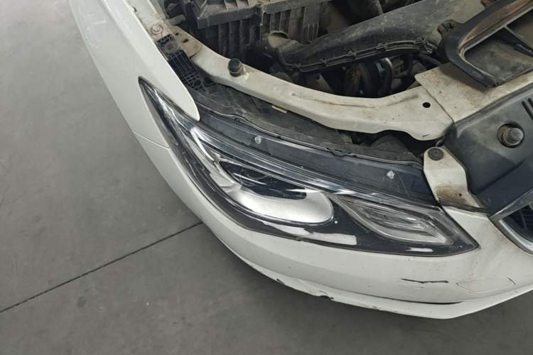 Used Buick GT 2017 15N Automatic Elite Version Right Front Headlight