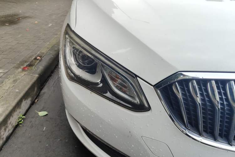 Used Buick GT 2017 15N Automatic Elite Version Right Front Headlight