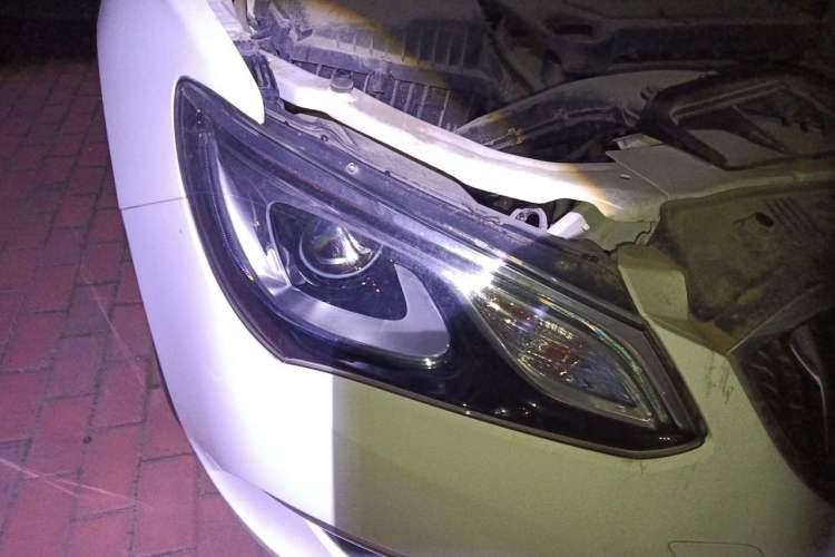 Used Buick GT 2017 15N Manual Entry-Level Trim Right Front Headlight