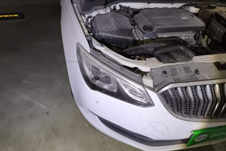 Used Buick GT 2017 15N Automatic Entry-Level Trim Right Front Headlight
