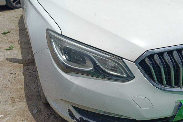 Used Buick GT 2017 15N Manual Entry-Level Trim Right Front Headlight