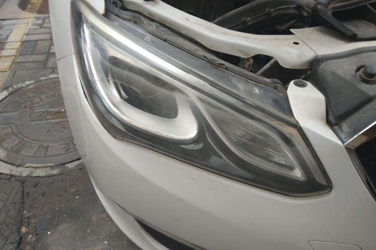 Used Buick GT 2017 15N Manual Entry-Level Trim Right Front Headlight