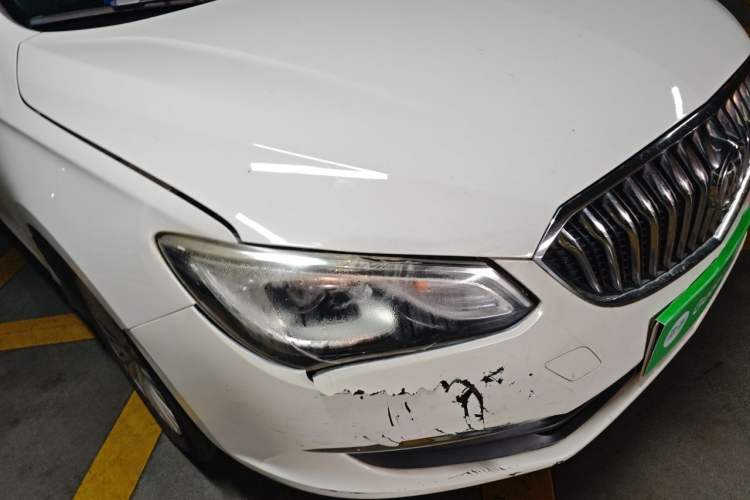 Used Buick GT 2017 15N Automatic Elite Version Right Front Headlight