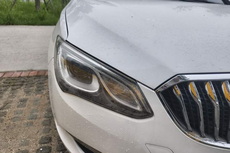 Used Buick GT 2017 15N Automatic Elite Version Right Front Headlight