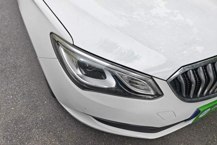Used Buick GT 2017 15N Automatic Elite Version Right Front Headlight