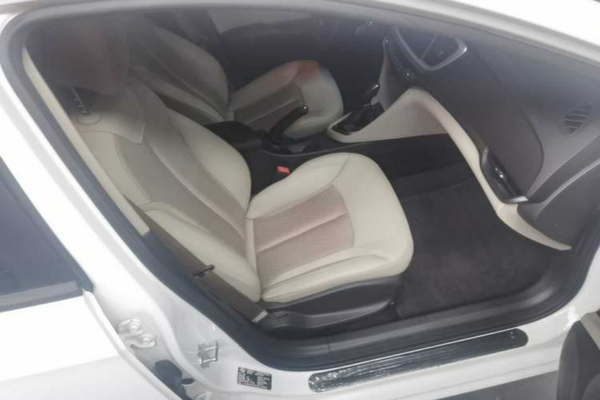Used Buick GT 2017 15N Automatic Elite Version Right Front Seat
