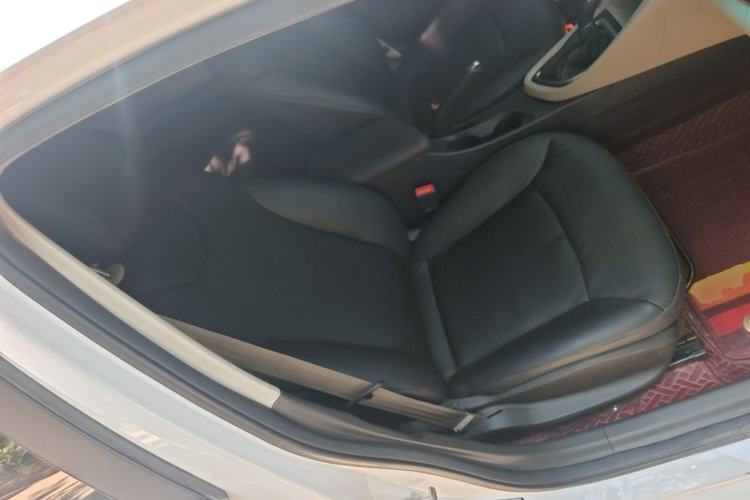 Used Buick GT 2017 15N Automatic Elite Version Right Front Seat