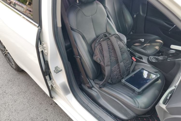 Used Buick GT 2017 15N Automatic Deluxe Edition Right Front Seat