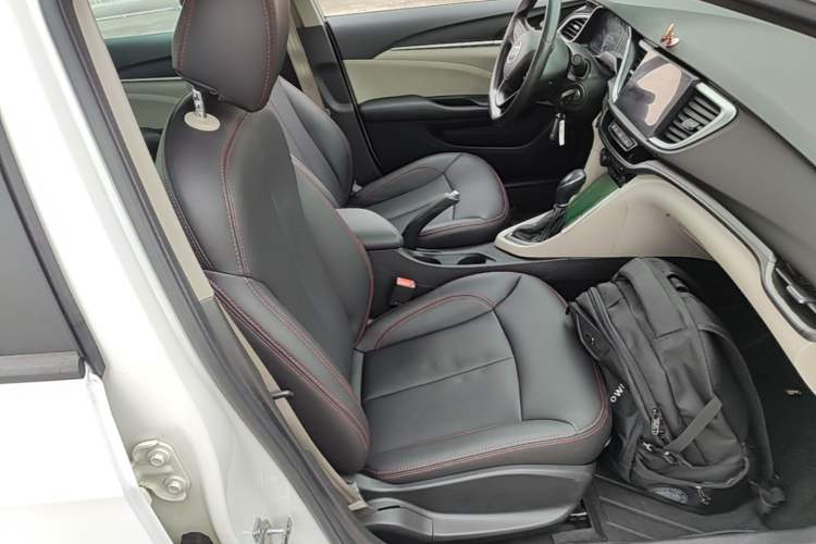 Used Buick GT 2017 15N Automatic Entry-Level Trim Right Front Seat