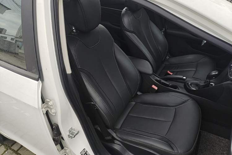 Used Buick GT 2017 15N Automatic Deluxe Edition Right Front Seat