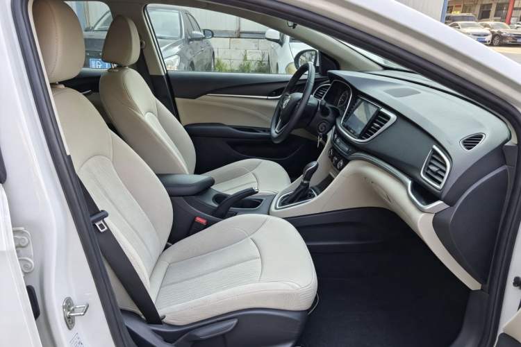 Used Buick GT 2017 15N Automatic Entry-Level Trim Right Front Seat