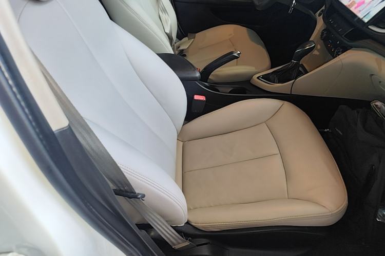 Used Buick GT 2017 15N Automatic Entry-Level Trim Right Front Seat