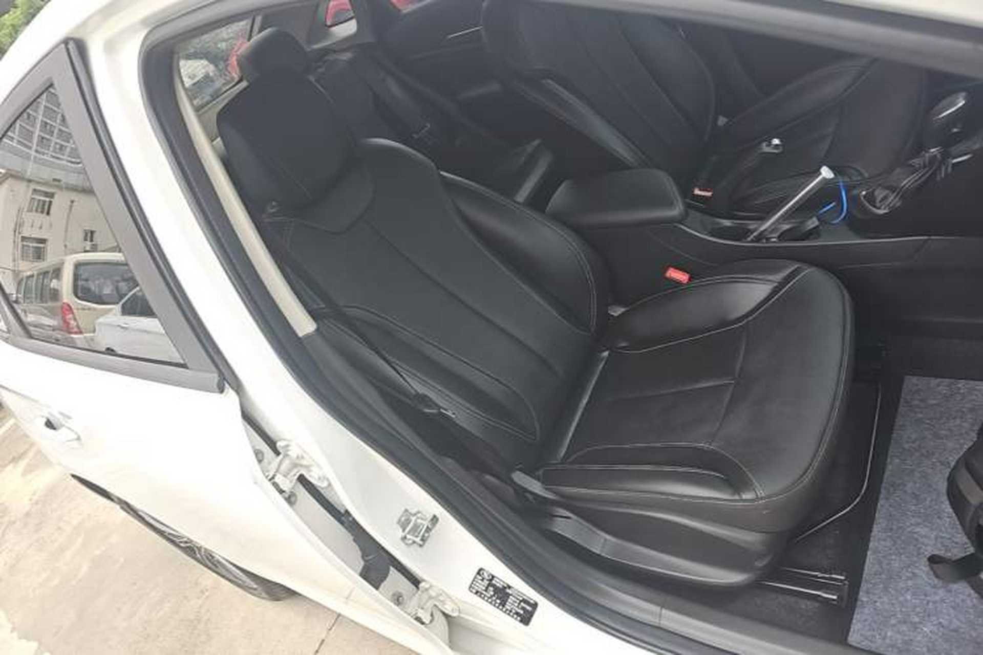 Used Buick GT 2017 15N Automatic Deluxe Edition Right Front Seat