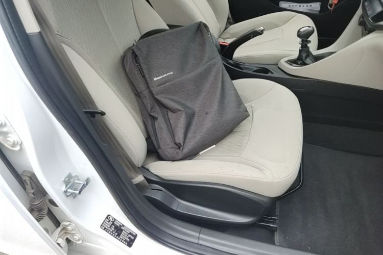 Used Buick GT 2017 15N Manual Entry-Level Trim Right Front Seat
