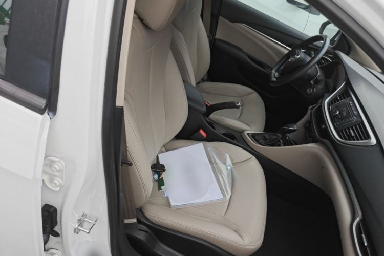 Used Buick GT 2017 15N Automatic Entry-Level Trim Right Front Seat