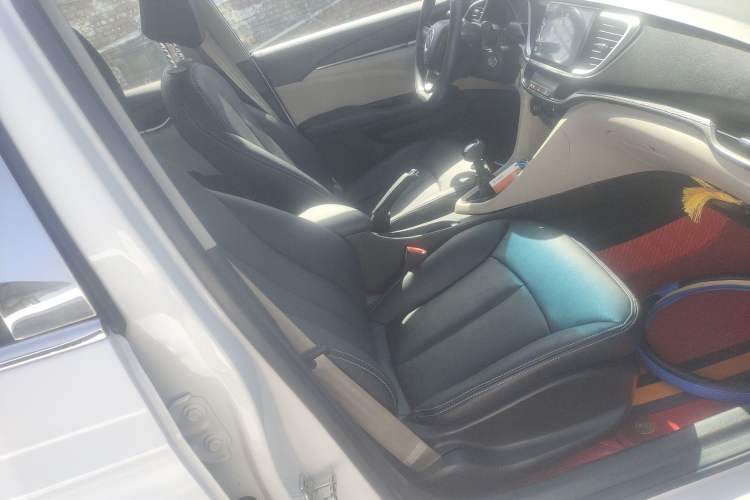 Used Buick GT 2017 15N Manual Entry-Level Trim Right Front Seat