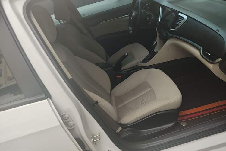 Used Buick GT 2017 15N Automatic Entry-Level Trim Right Front Seat