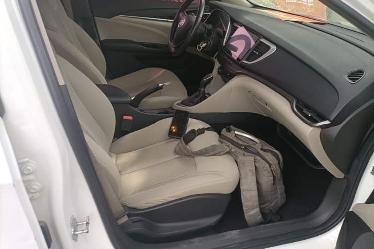 Used Buick GT 2017 15N Automatic Entry-Level Trim Right Front Seat