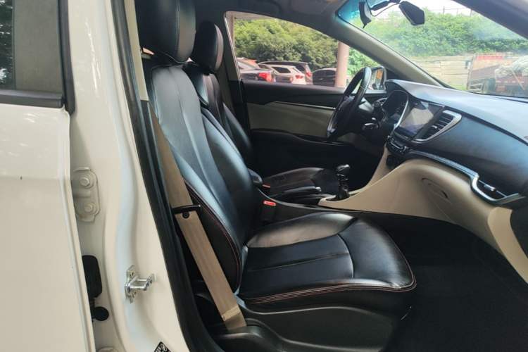 Used Buick GT 2017 15N Manual Entry-Level Trim Right Front Seat