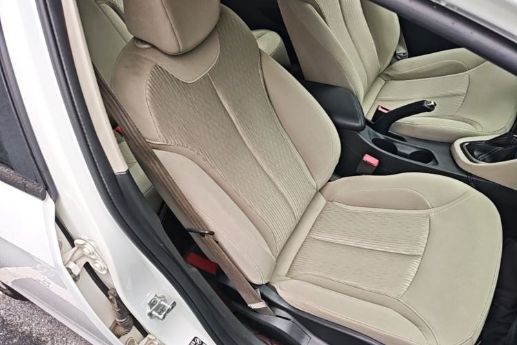 Used Buick GT 2017 15N Automatic Entry-Level Trim Right Front Seat