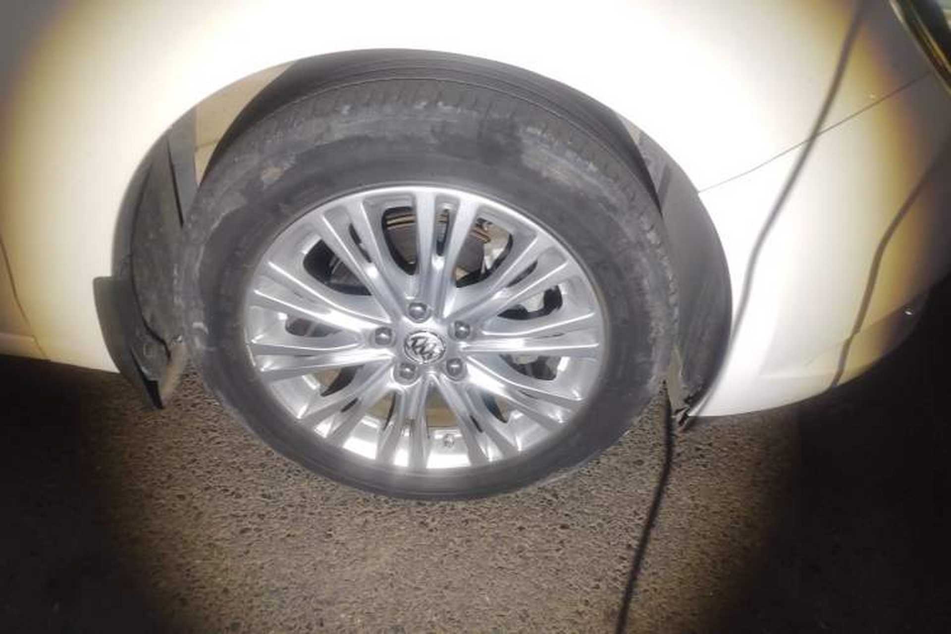 Used Buick GT 2017 15N Automatic Elite Version Right Front Wheel Hub