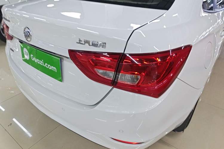 Used Buick GT 2017 15N Automatic Elite Version Right Rear Taillight