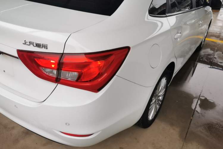 Used Buick GT 2017 15N Automatic Elite Version Right Rear Taillight