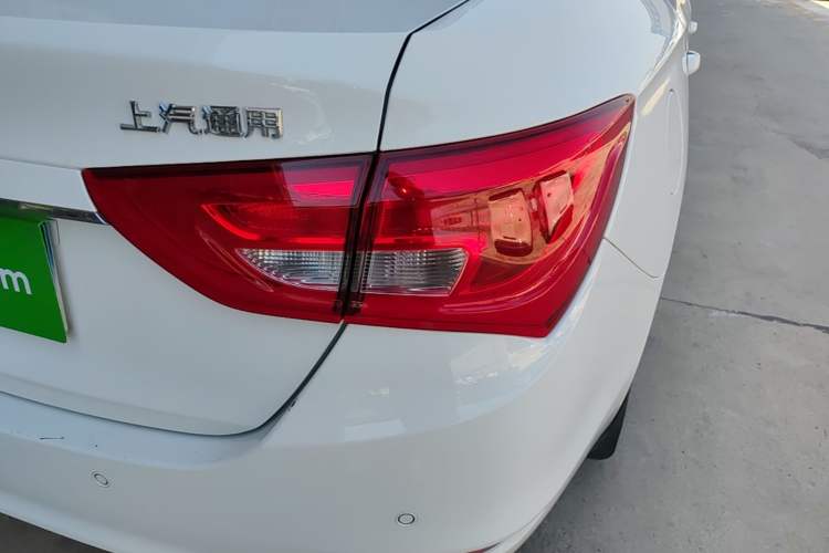 Used Buick GT 2017 15N Manual Elite Version Right Rear Taillight