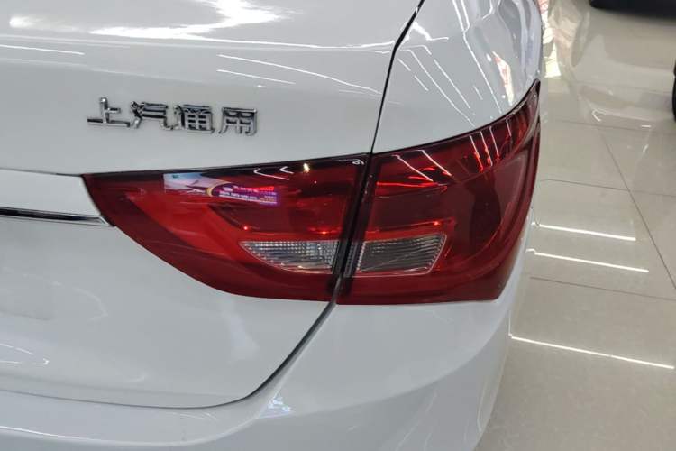 Used Buick GT 2017 15N Automatic Elite Version Right Rear Taillight