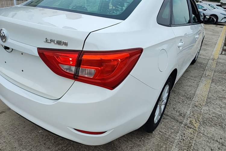 Used Buick GT 2017 15N Automatic Entry-Level Trim Right Rear Taillight