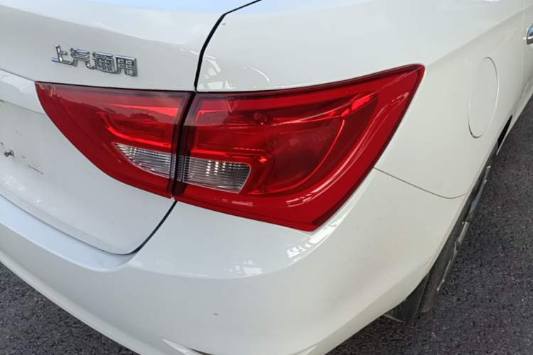 Used Buick GT 2017 15N Automatic Entry-Level Trim Right Rear Taillight
