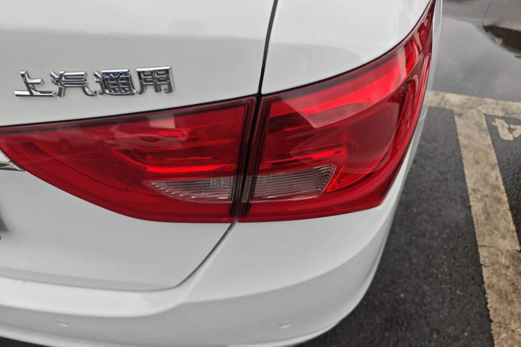 Used Buick GT 2017 15N Manual Elite Version Right Rear Taillight