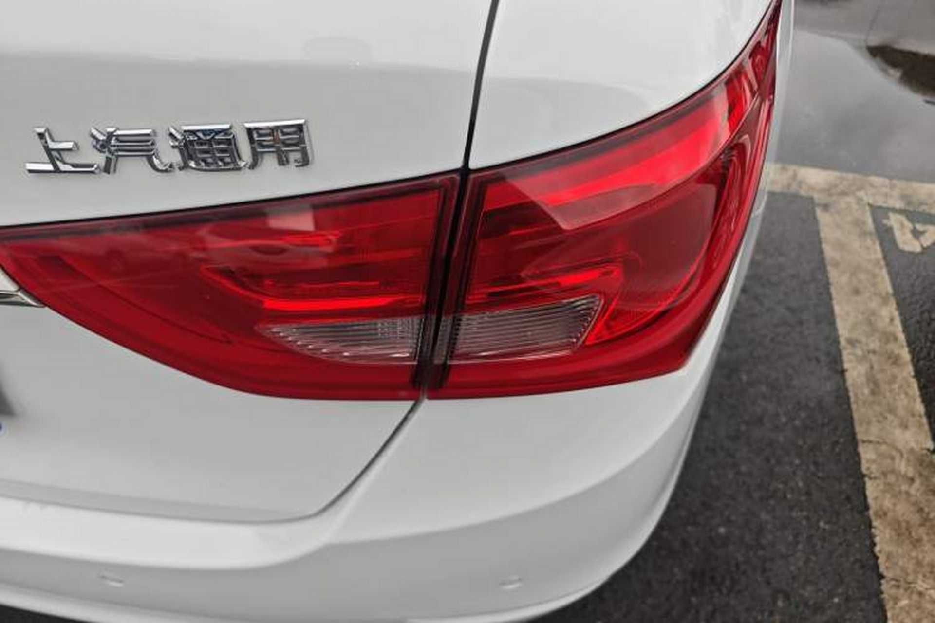 Used Buick GT 2017 15N Manual Elite Version Right Rear Taillight
