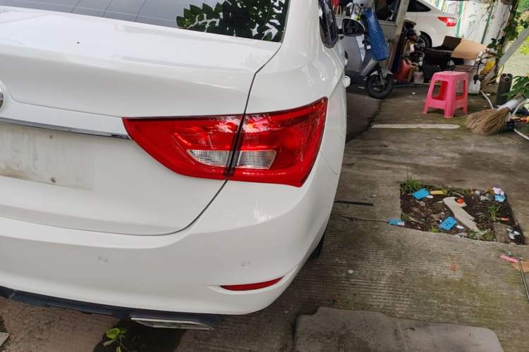 Used Buick GT 2017 15N Automatic Elite Version Right Rear Taillight