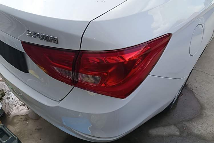 Used Buick GT 2017 15N Manual Entry-Level Trim Right Rear Taillight