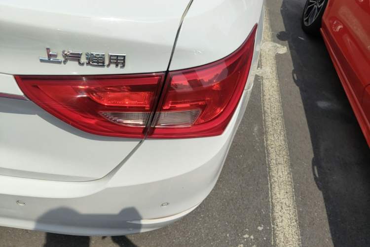 Used Buick GT 2017 15N Automatic Elite Version Right Rear Taillight