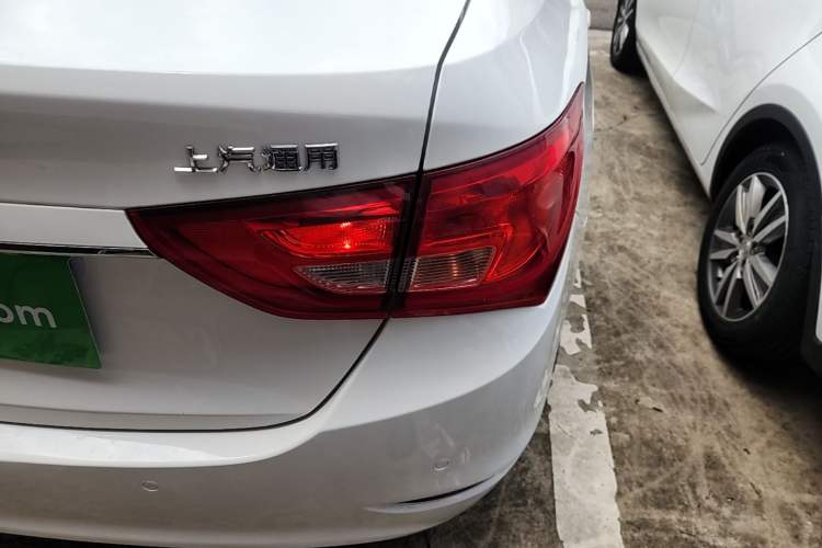 Used Buick GT 2017 15N Manual Elite Version Right Rear Taillight