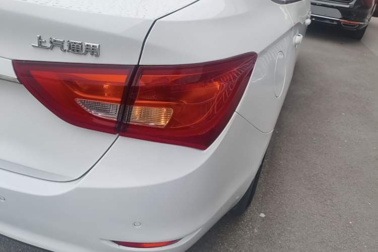 Used Buick GT 2017 15N Automatic Elite Version Right Rear Taillight