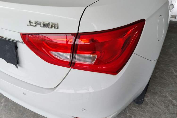 Used Buick GT 2017 15N Automatic Elite Version Right Rear Taillight