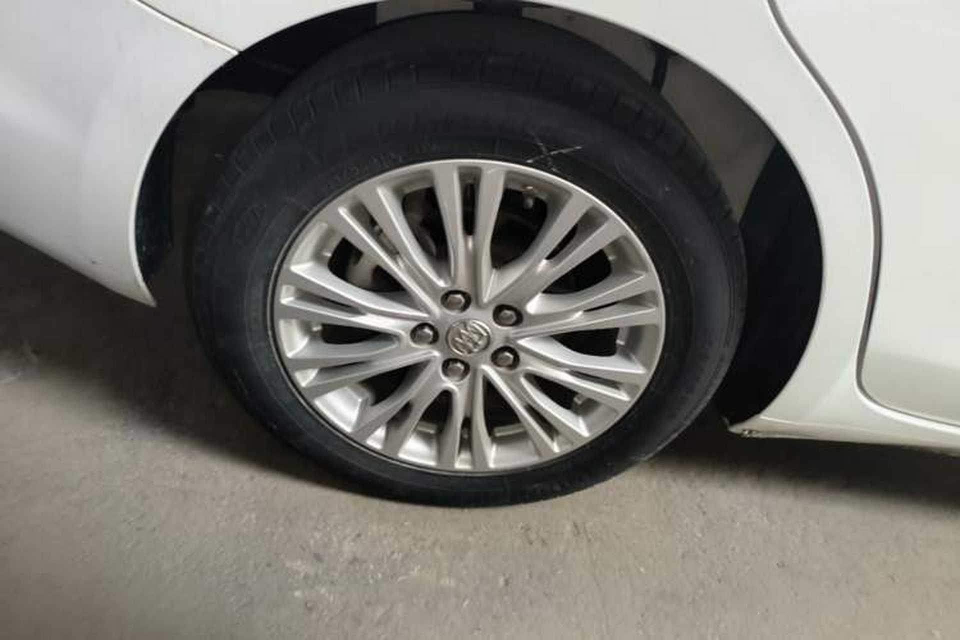 Used Buick GT 2017 15N Automatic Elite Version Right Rear Wheel Hub