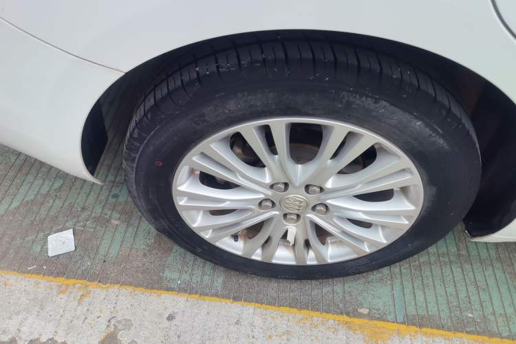 Used Buick GT 2017 15N Automatic Elite Version Right Rear Wheel Hub